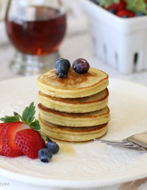 http://thenourishinghome.com/2012/05/fluffy-little-almond-flour-pancakes/